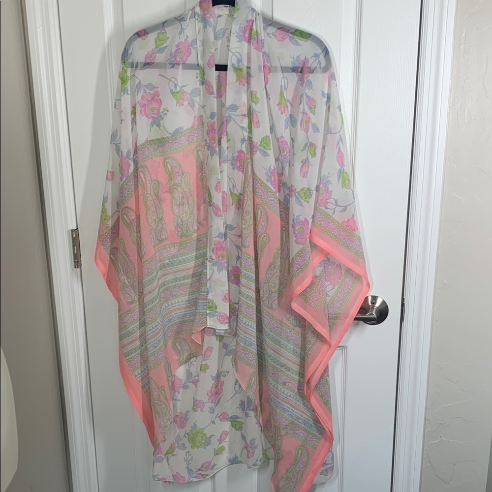 Deepika Calcutta kimono style shawl white, pink, and green floral